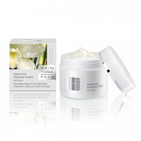 Питательный крем для лица Hyaluronic Intensive Cream With Lotus