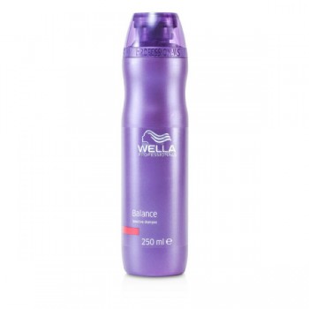 Шампунь для чувствительной кожи головы Balance shampoo sensitive Wella Professional